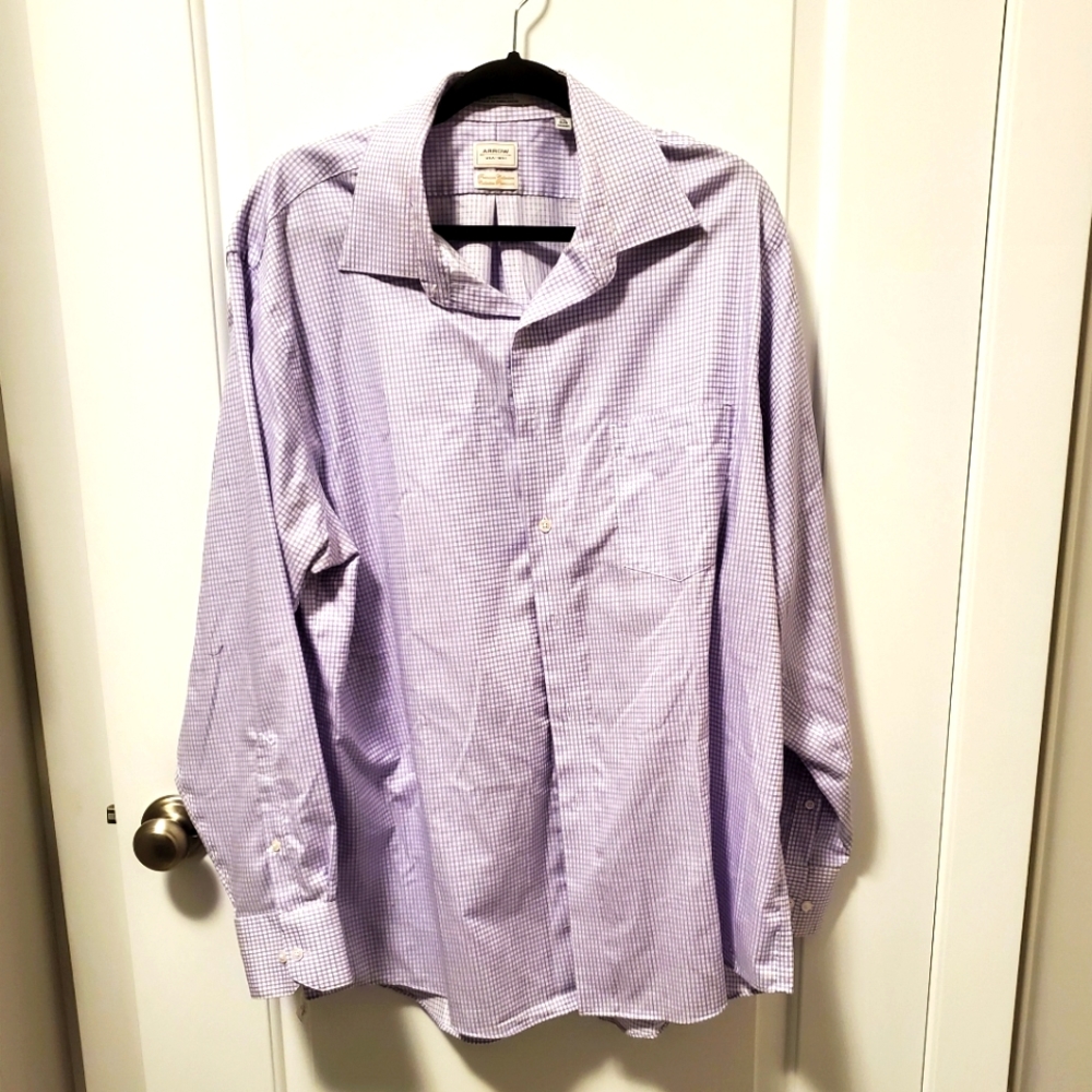 12/$30   💜🤍  like new Purple and white men's dress shirt